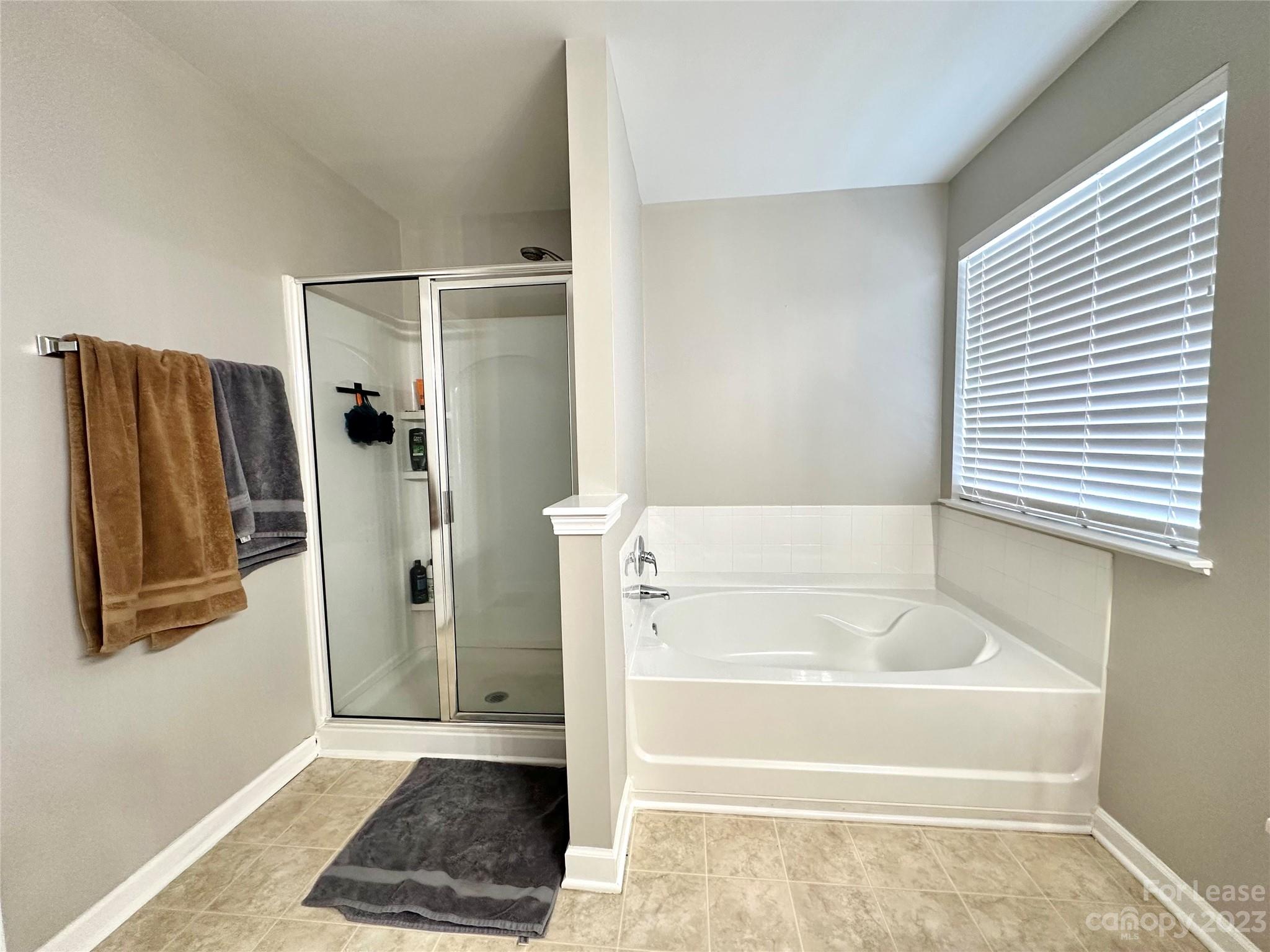 Sandy Pointe - Residential Lease