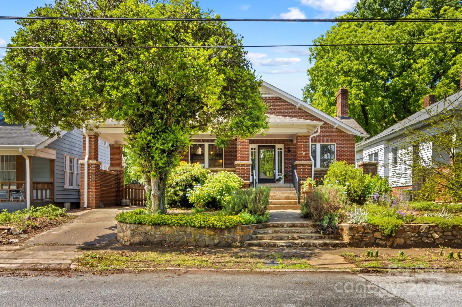 119 Wiley Avenue