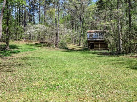 A home in Tryon