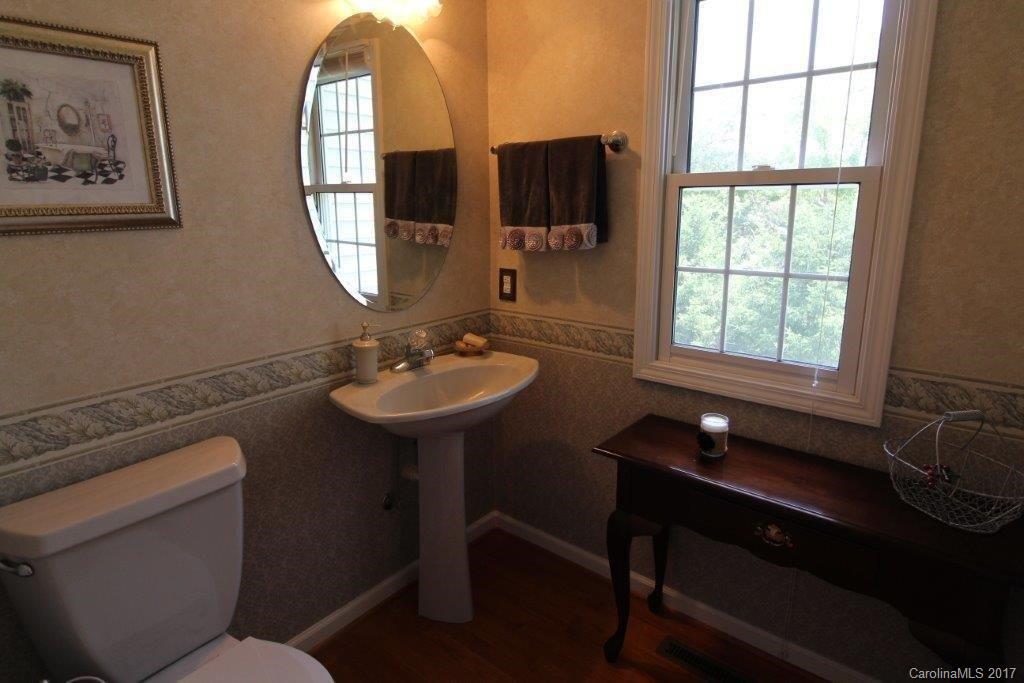 Forest Knoll - Residential