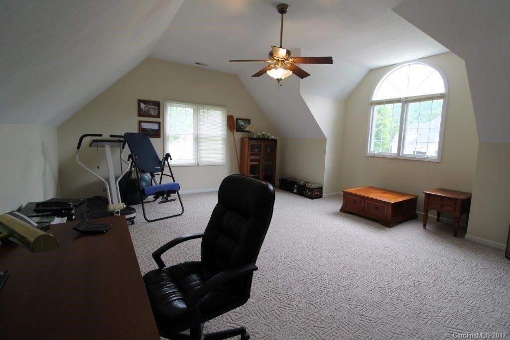 Forest Knoll - Residential