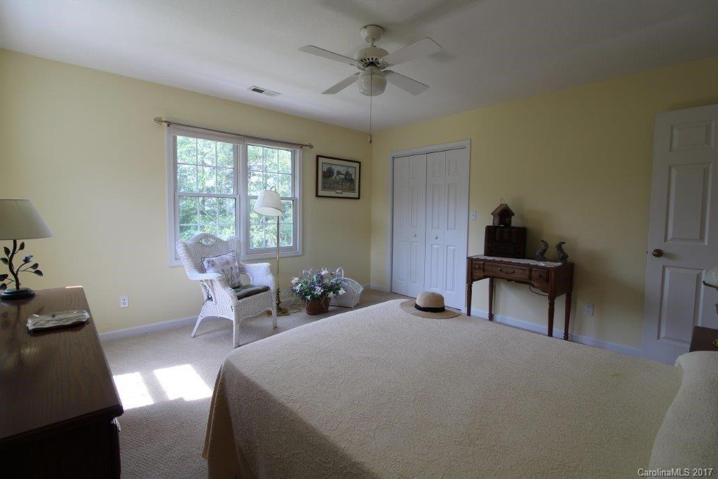 Forest Knoll - Residential