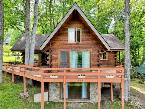 A home in Waynesville