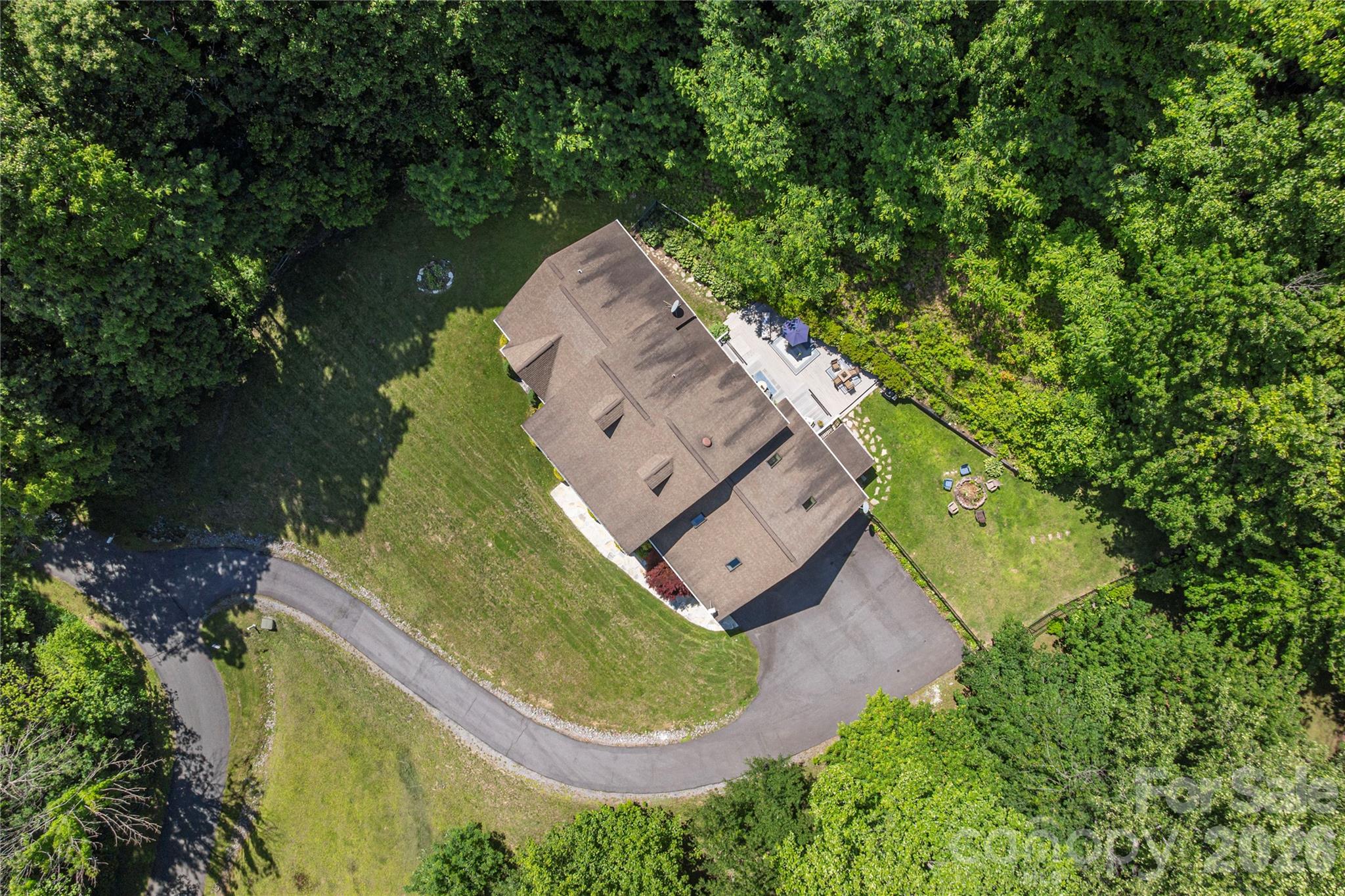 302 Davy Crockett Drive