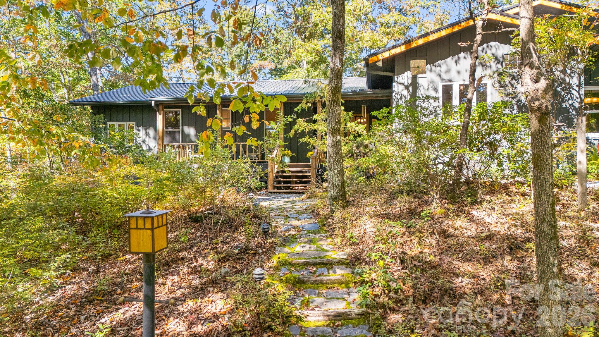 1100 Spanish Oak Drive
