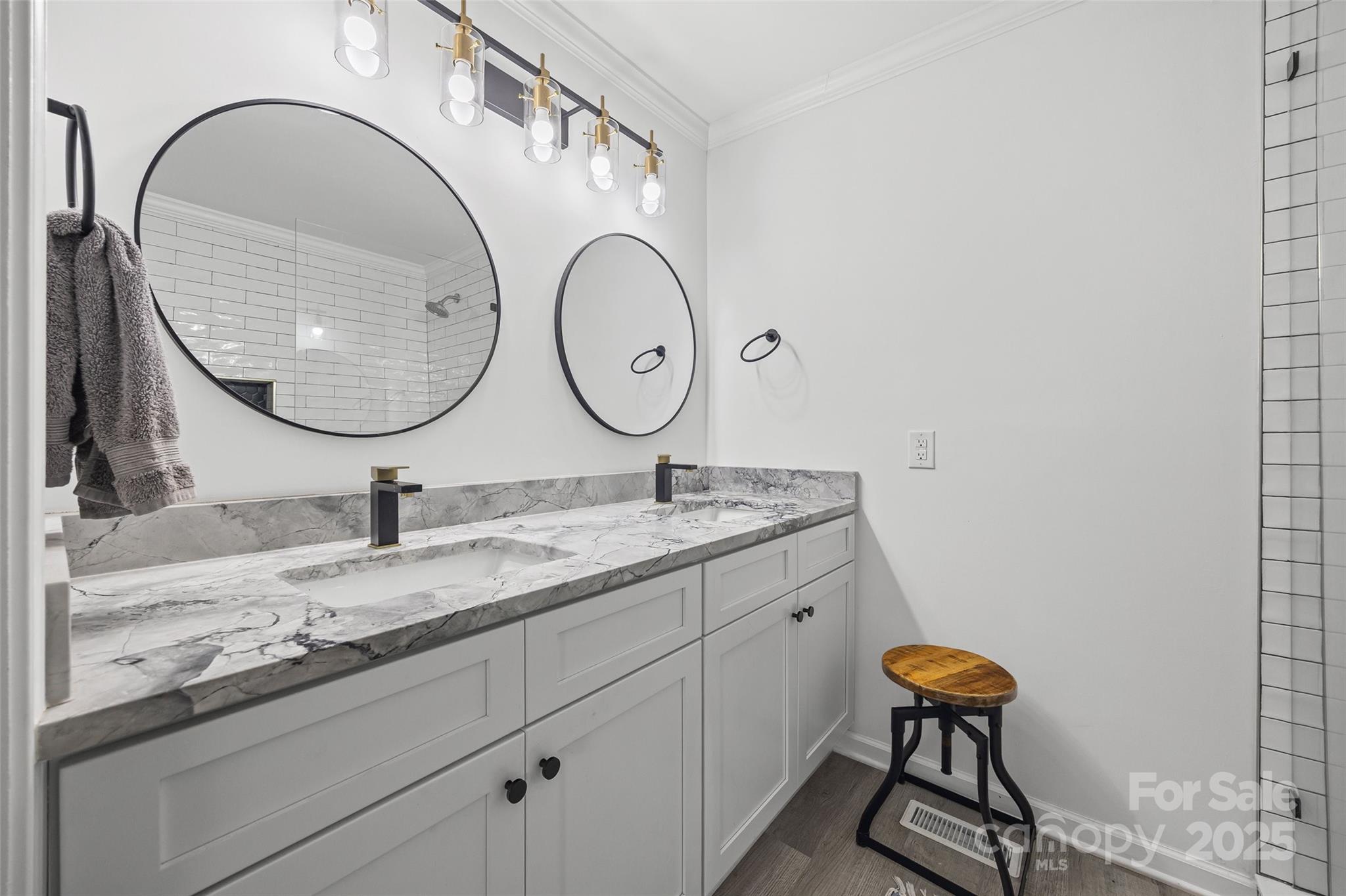 Hidden Lakes - Residential