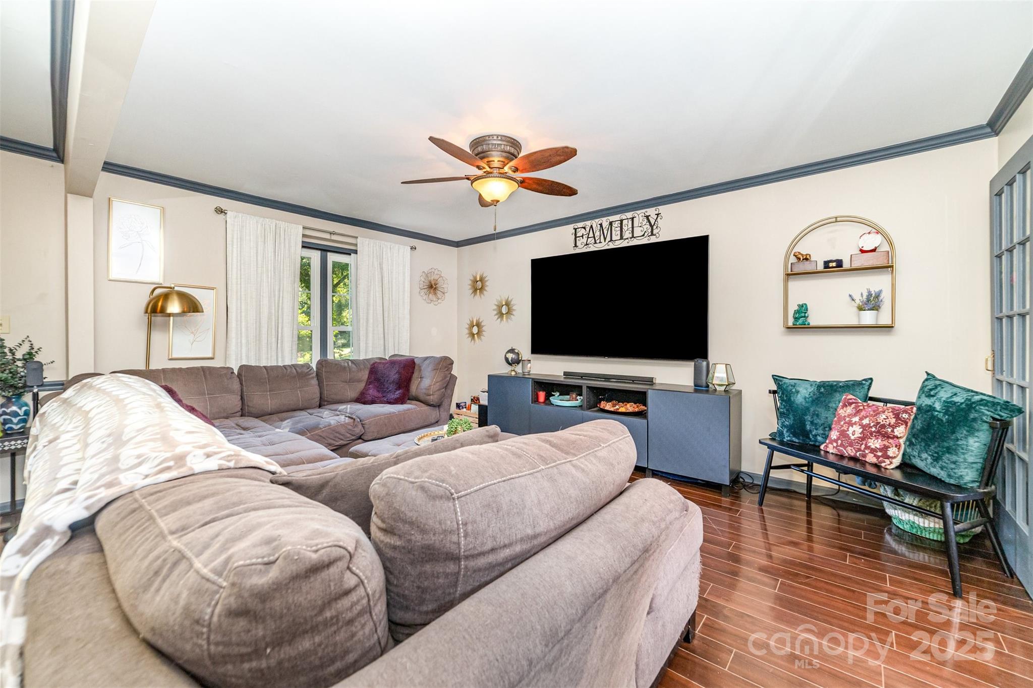 8009 Jefferson Colony Road