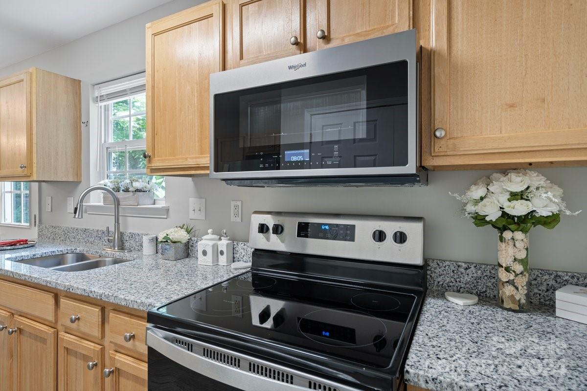 Stoney Pointe - Residential