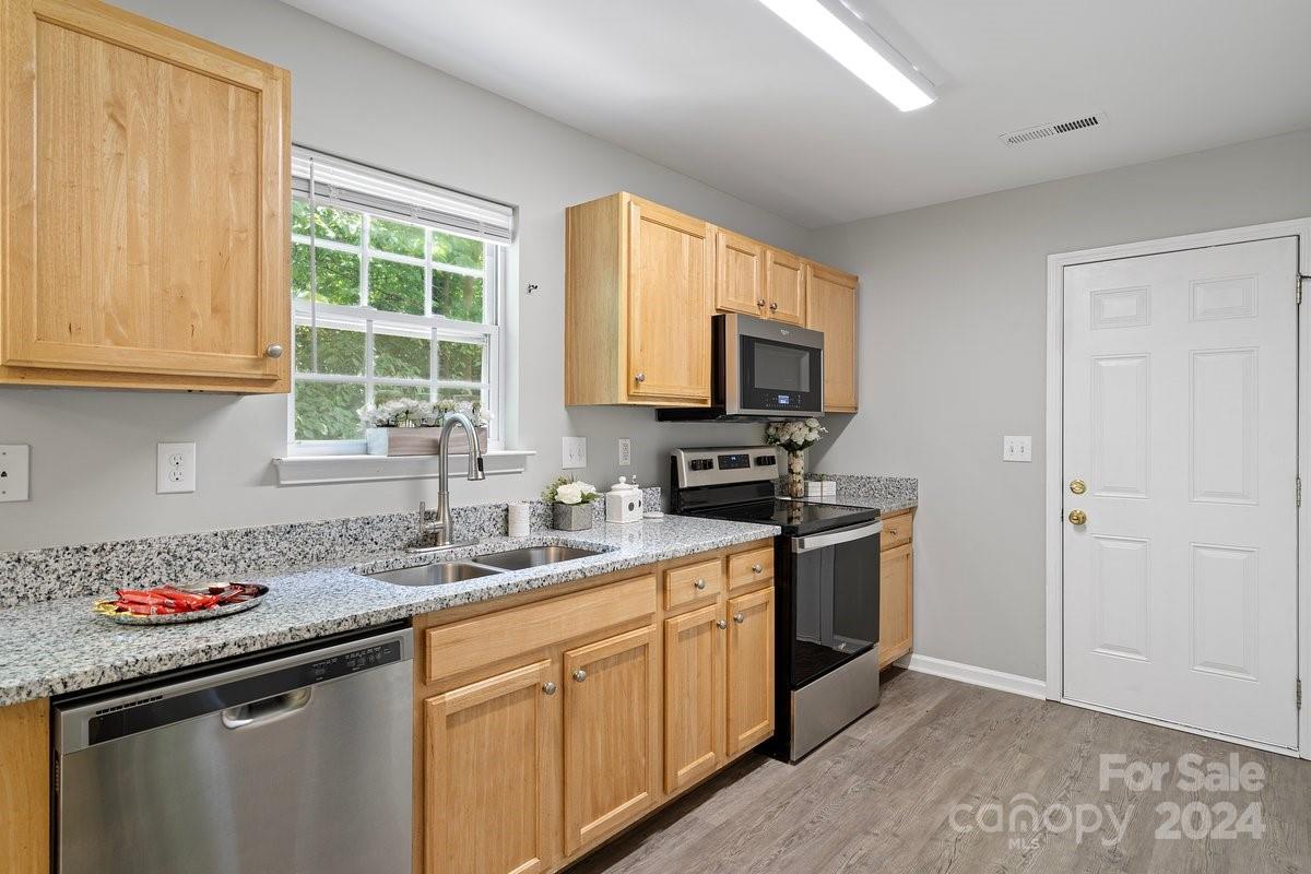 Stoney Pointe - Residential