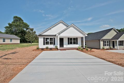 Photo of 125 S Beaver Street, Landis, NC 28088 (MLS # 4399009)
