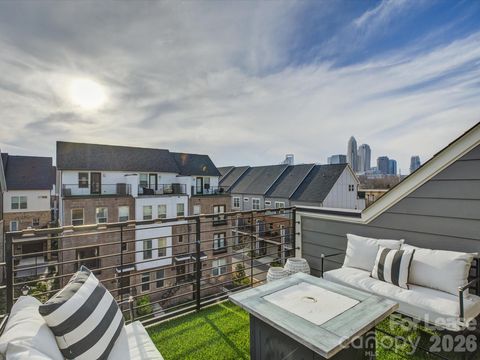 Photo of 11015 Stetler Street, Charlotte, NC 28204 (MLS # 4337197)