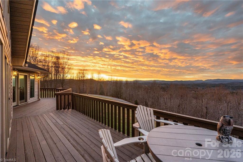 4937 W NC Hwy 268 Highway