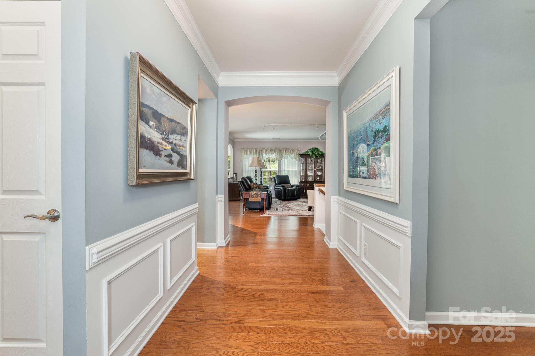 3052 Santee Court