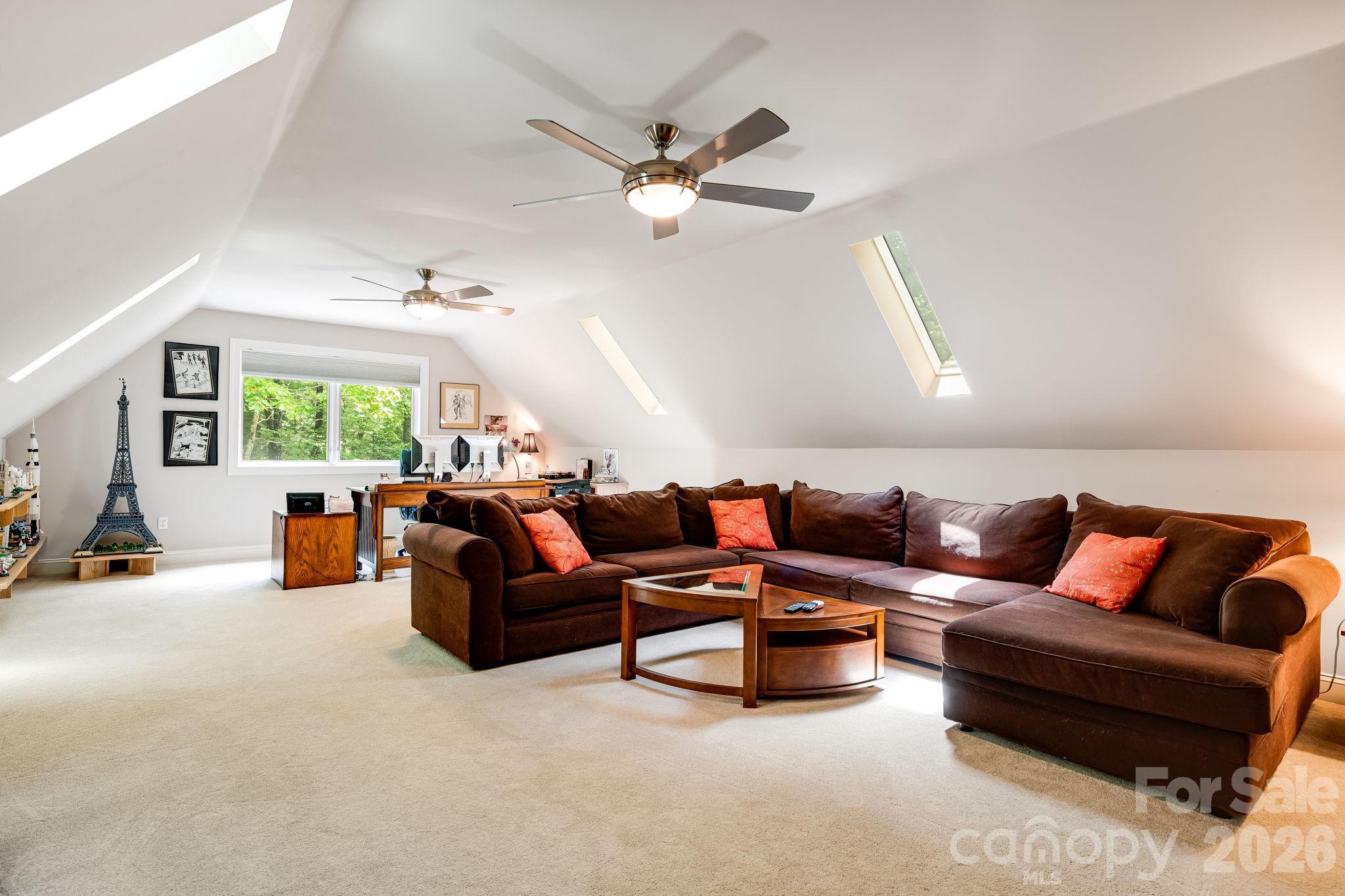 Willow Creek Farms - Residential