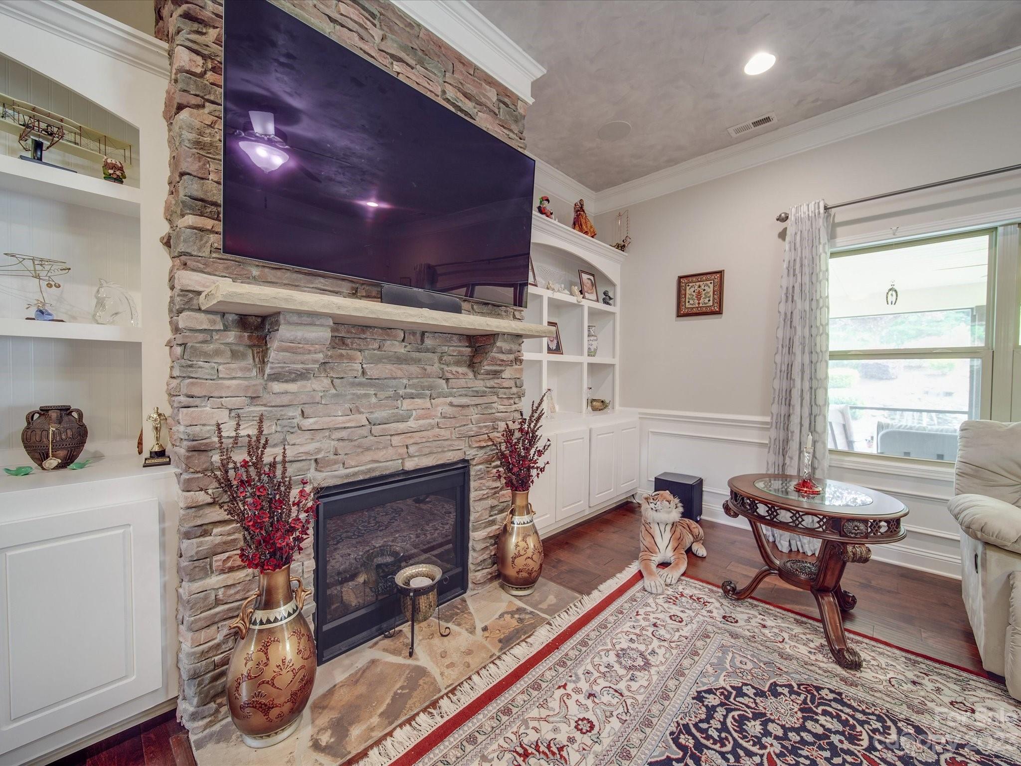 Kellswater Bridge - Residential