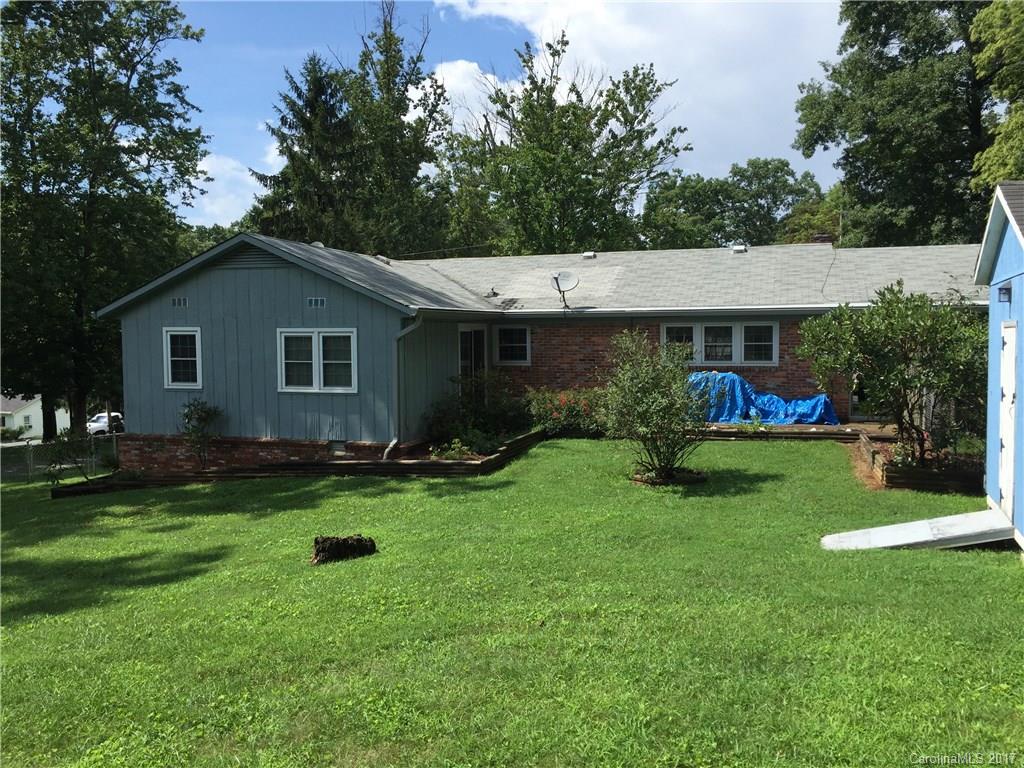 Royal Pines - Residential