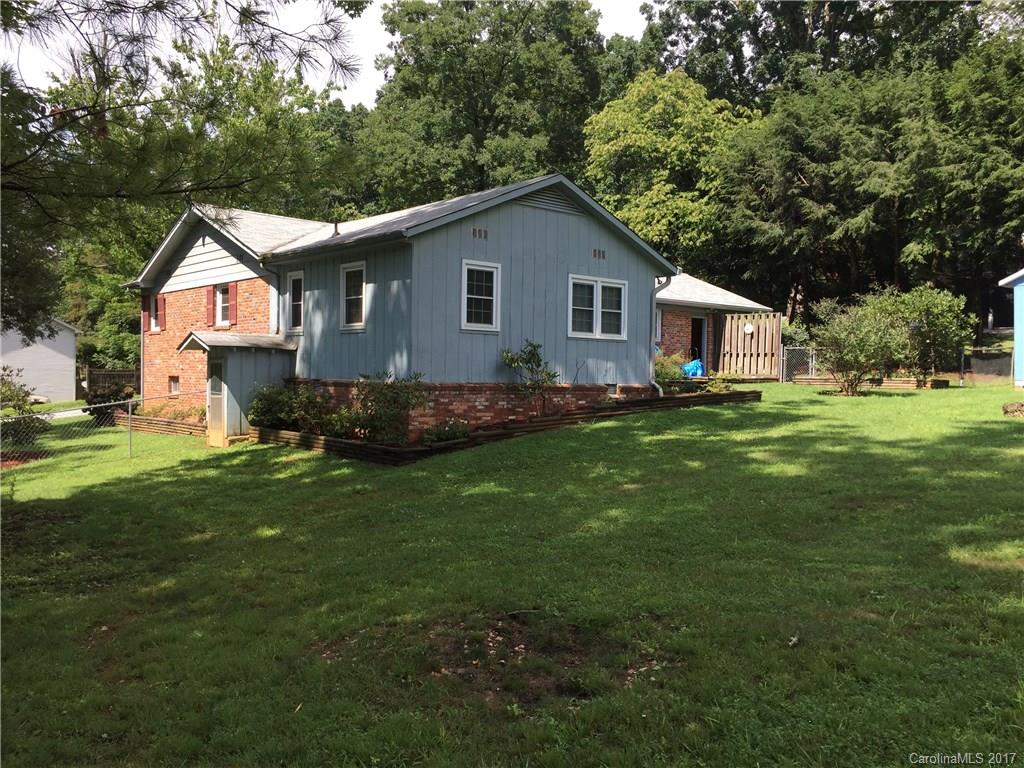 Royal Pines - Residential