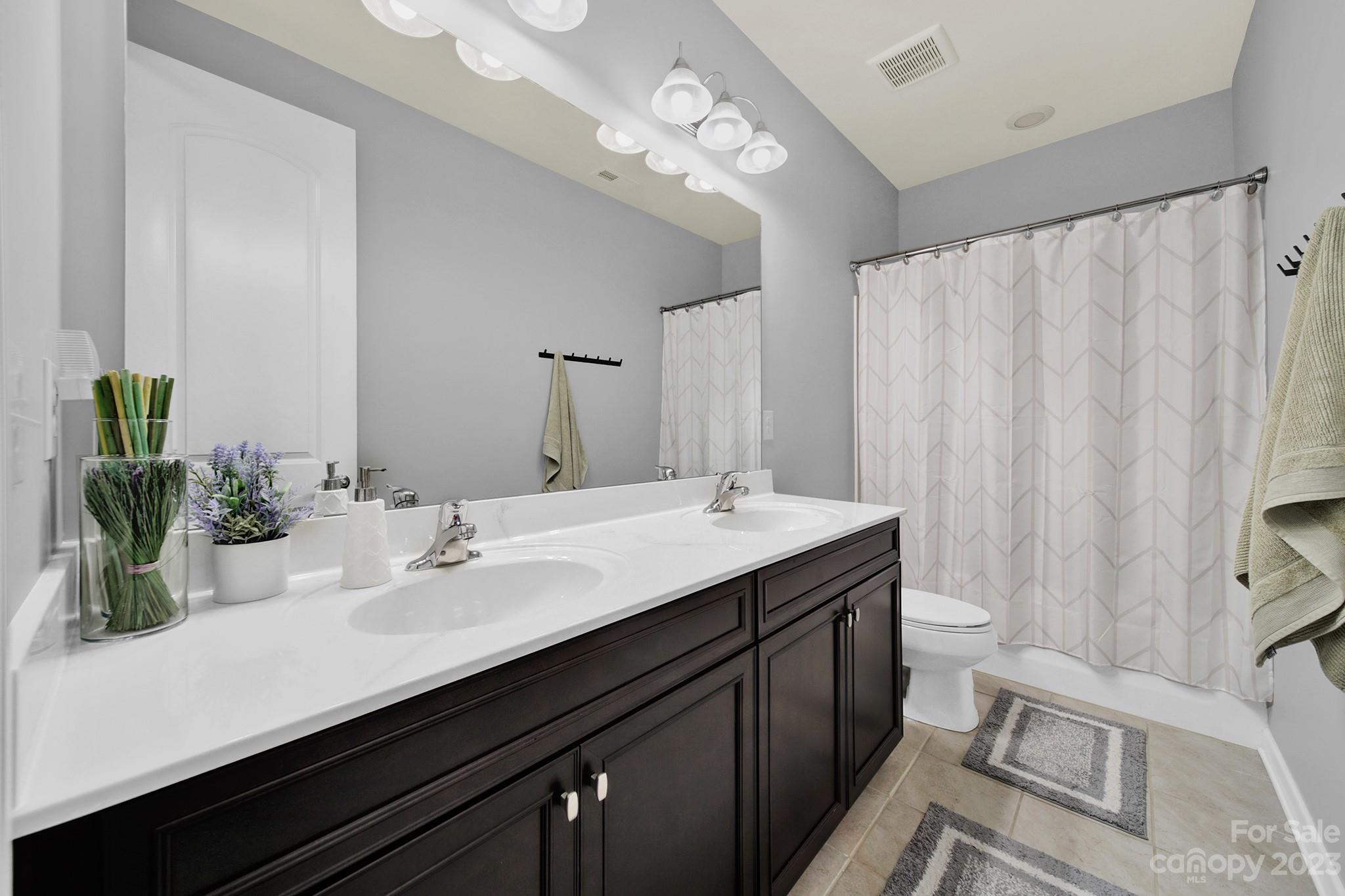 Lake Crest - Residential