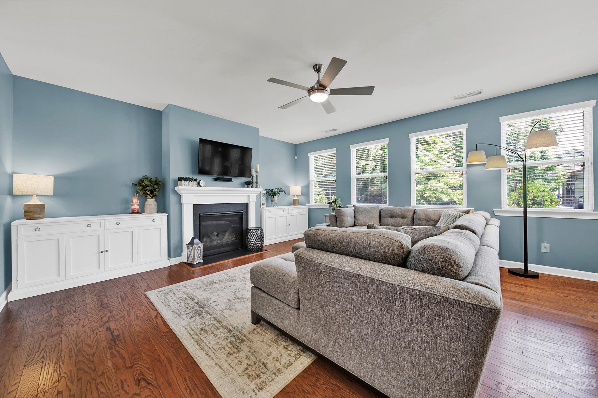 Lake Crest - Residential