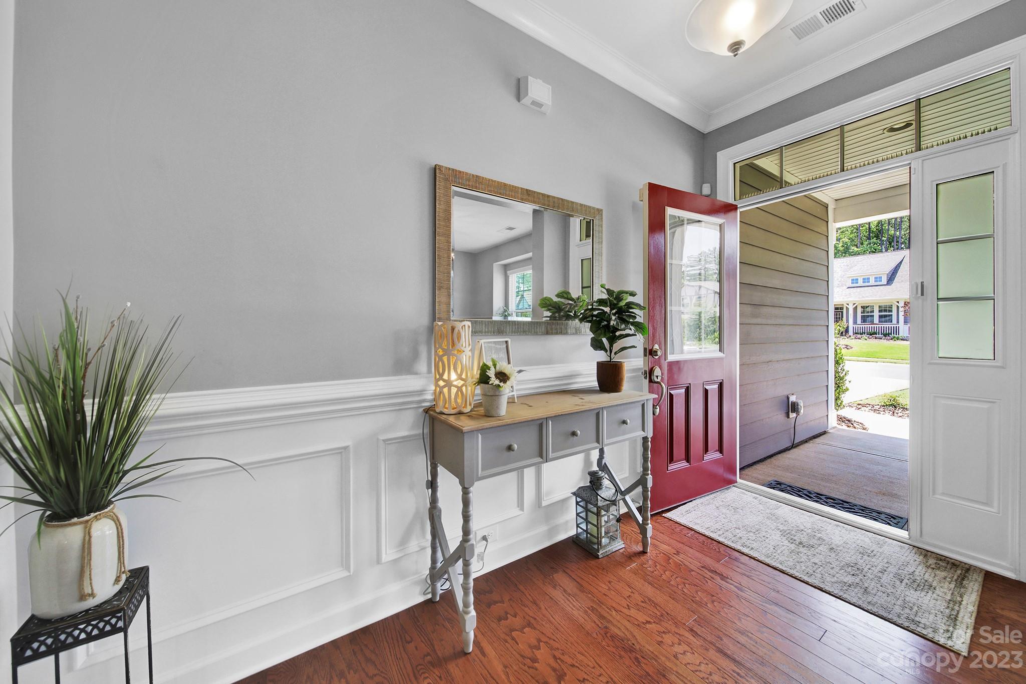 Lake Crest - Residential