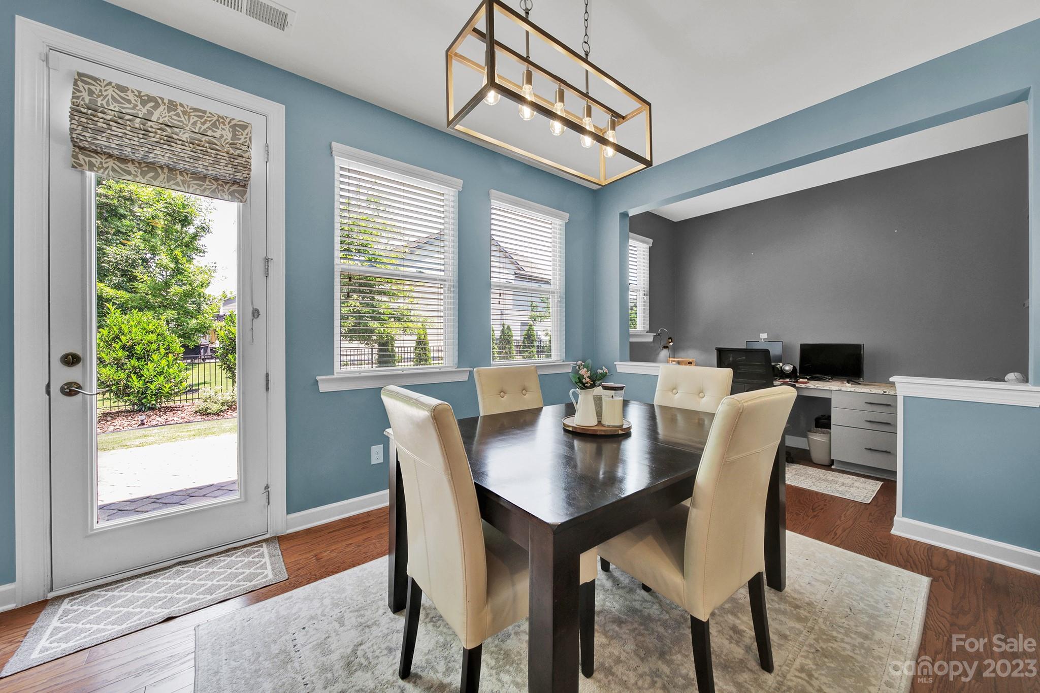 Lake Crest - Residential