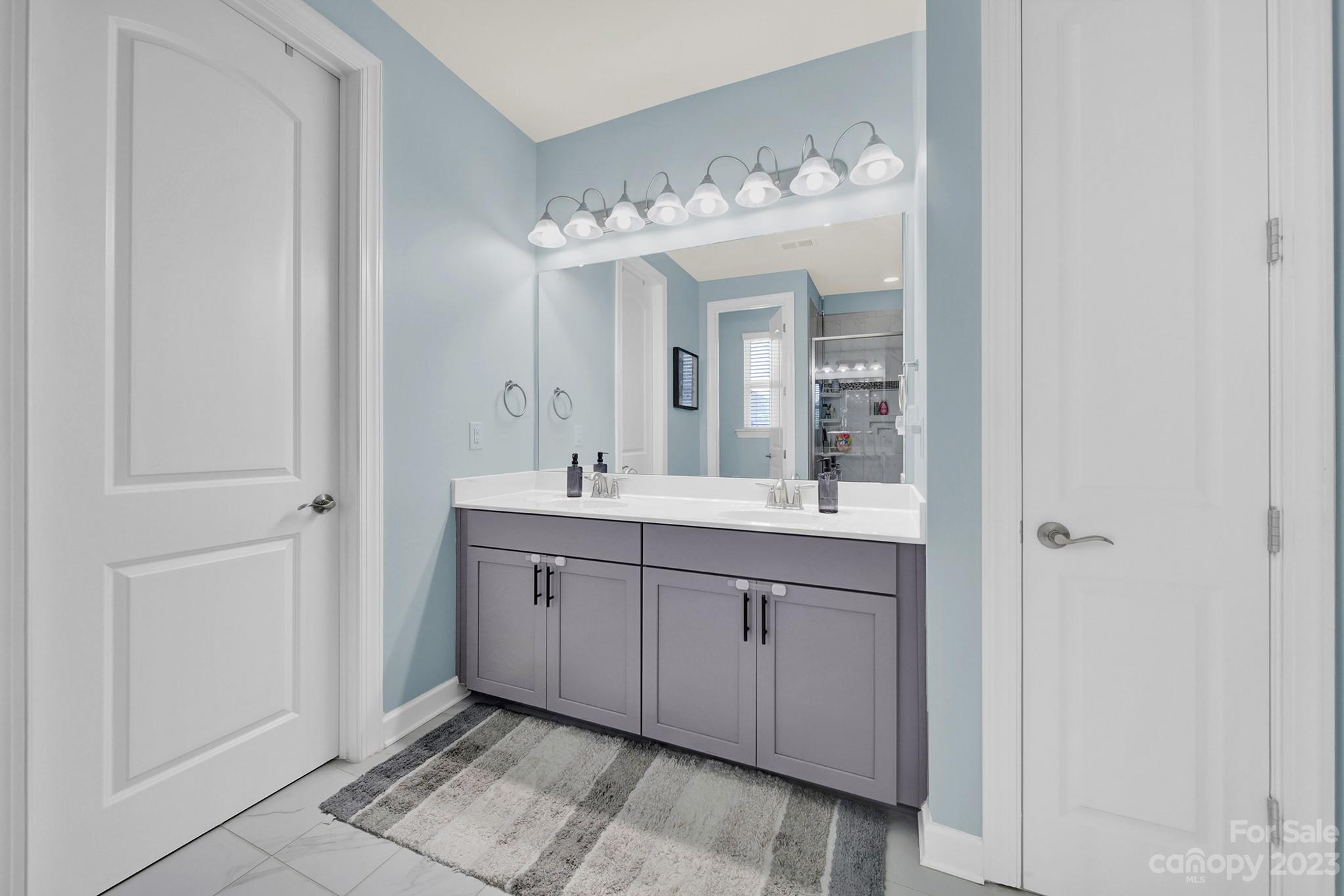 Lake Crest - Residential