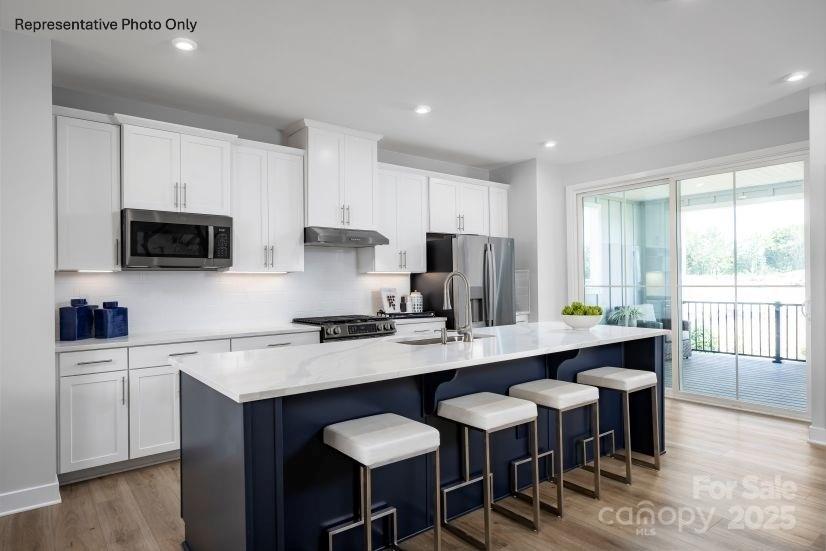 2285 Flicker Road 1050B