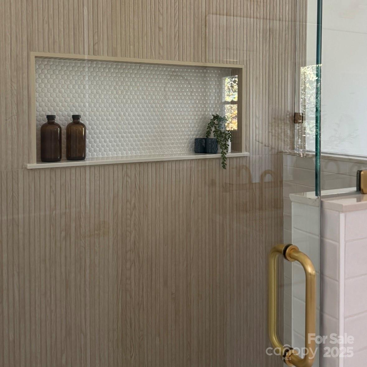 1711 Brookdale Avenue