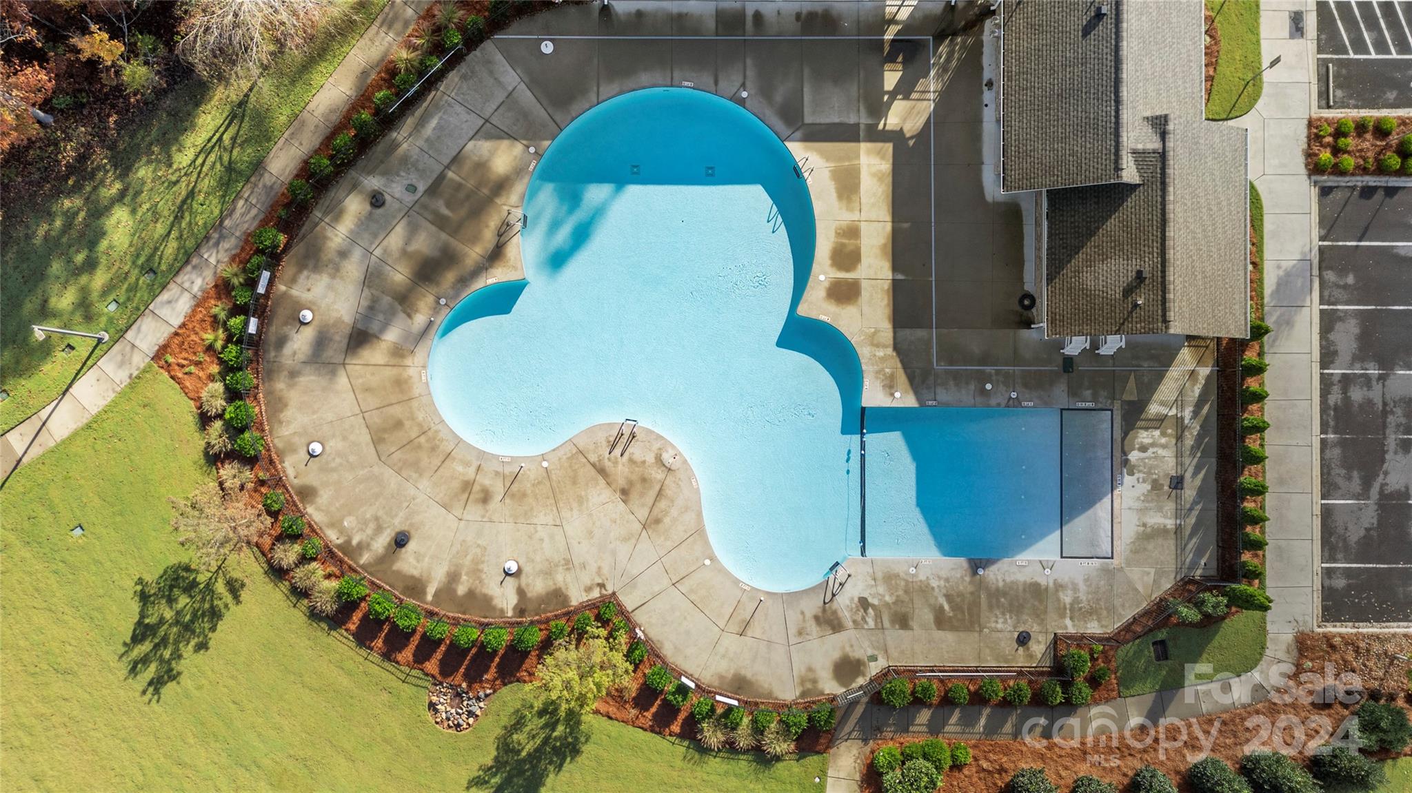 Queensbridge - Residential