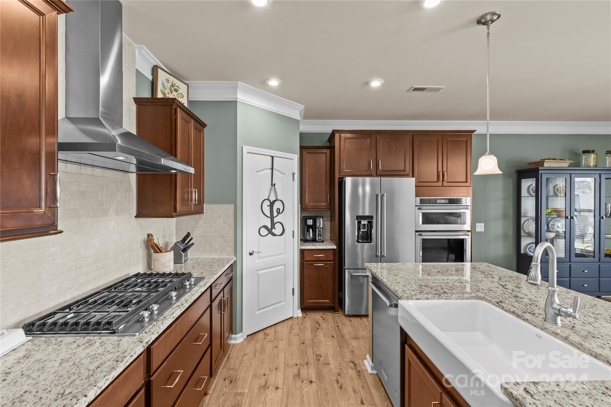 Queensbridge - Residential