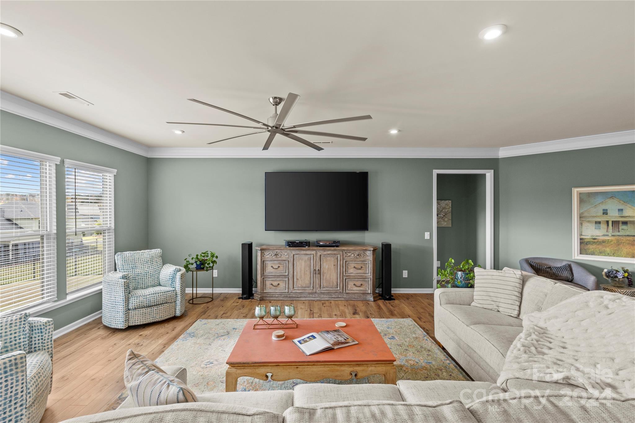 Queensbridge - Residential