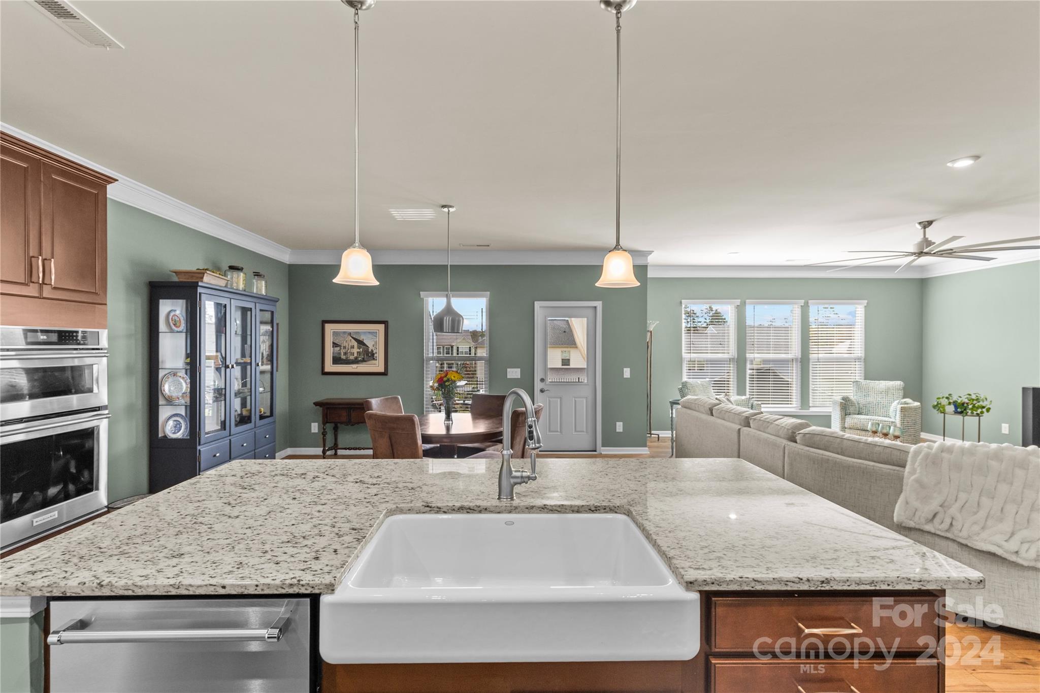 Queensbridge - Residential