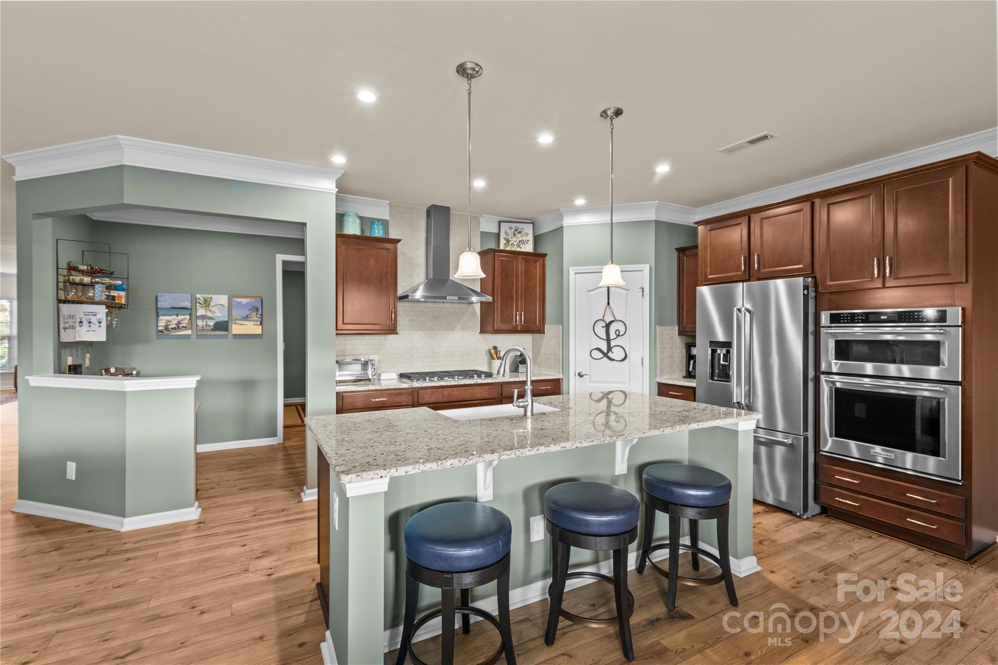 Queensbridge - Residential