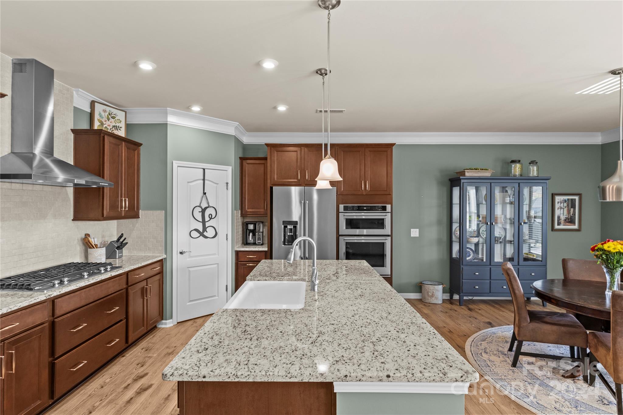 Queensbridge - Residential