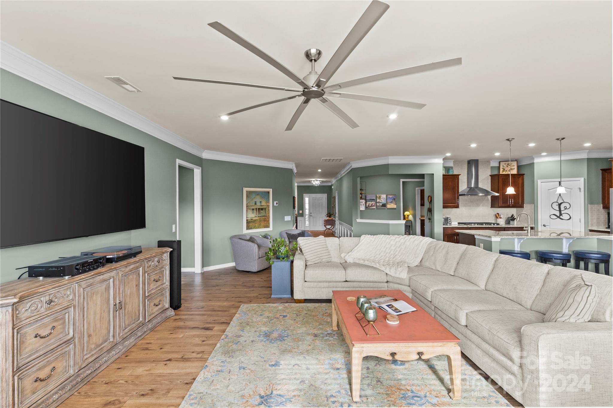 Queensbridge - Residential