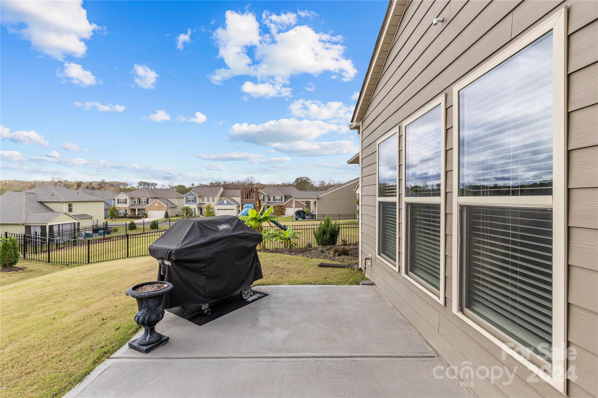 Queensbridge - Residential