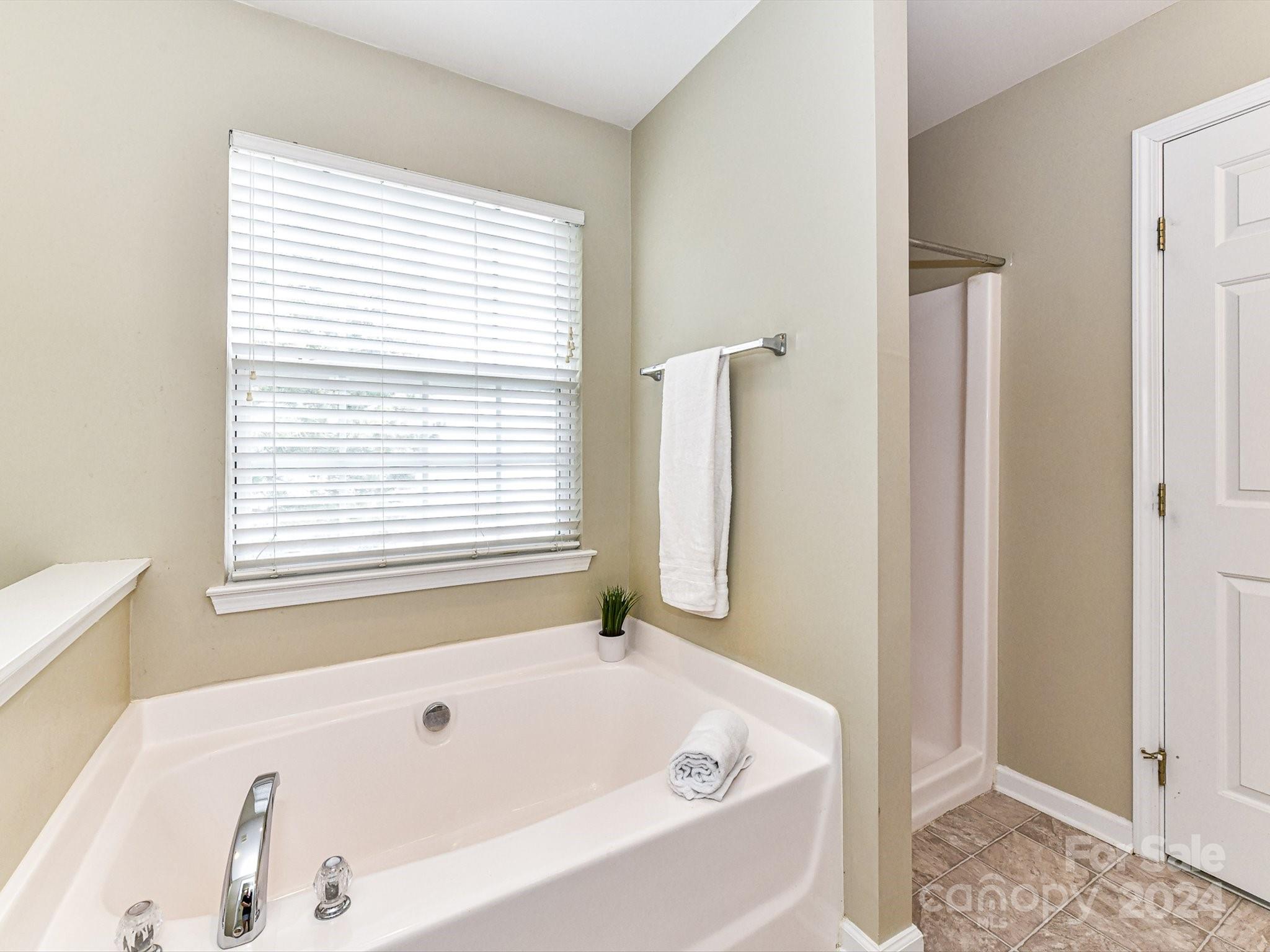 Autumn Cove At Lake Wylie - Residential