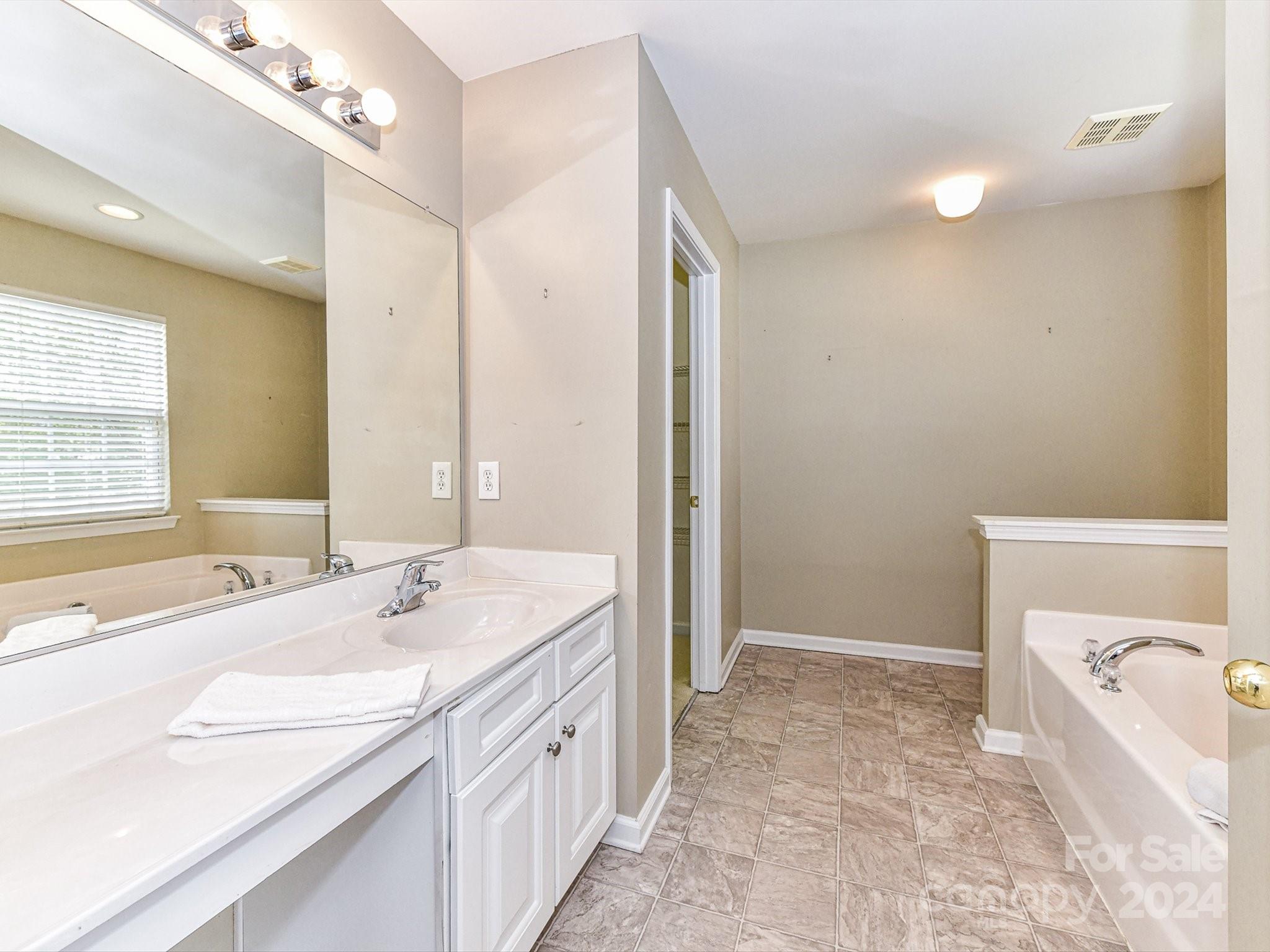 Autumn Cove At Lake Wylie - Residential