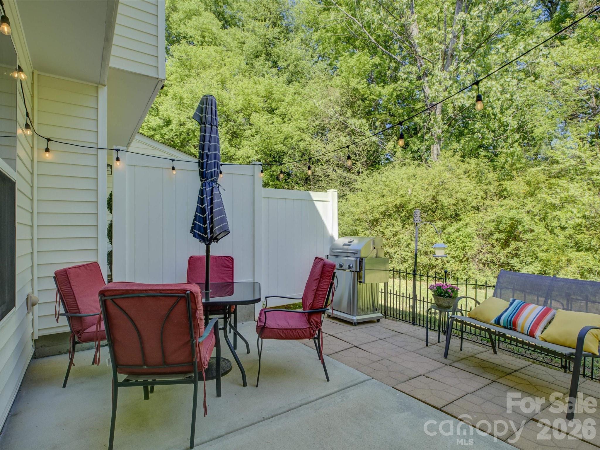 The Mews at Laurel Valley - Residential