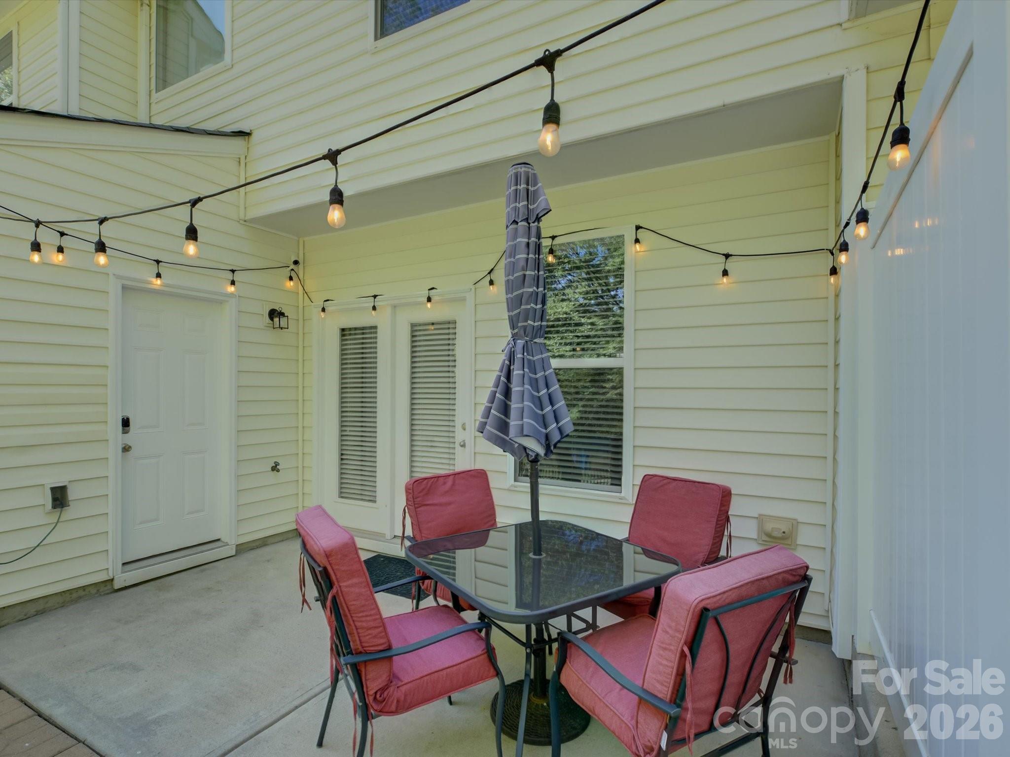 The Mews at Laurel Valley - Residential