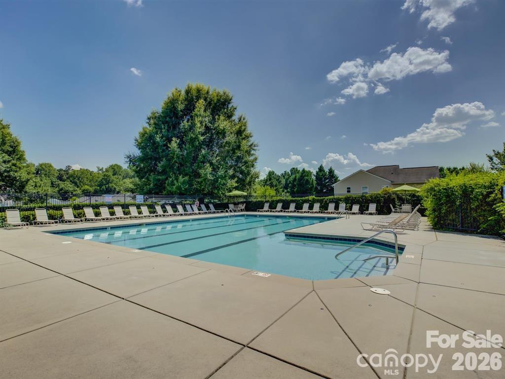 The Mews at Laurel Valley - Residential