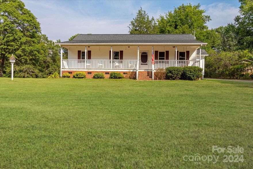 Welcome to 3682 Reid Road in Rock Hill, SC! This 3-bedroom, 2-bathroom home is sitting on over an acre of land, making it an ideal choice for your next home. As you step inside, you'll be greeted by a spacious and inviting open floor plan, ready for you to personalize and make your own. The interior boasts ample natural light, highlighting the generous living areas perfect for entertaining or relaxing. The kitchen is equipped with stainless steel appliances and plenty of counter space. Outside, you'll find a plenty of room for your outdoor enjoyment. The expansive yard offers space for gardening, recreation, or simply unwinding on your huge front porch! This home is located close to the interstate making your commute easy and convenient. Come experience the perfect blend of comfort and serenity at 3682 Reid Road, where your dream home awaits!