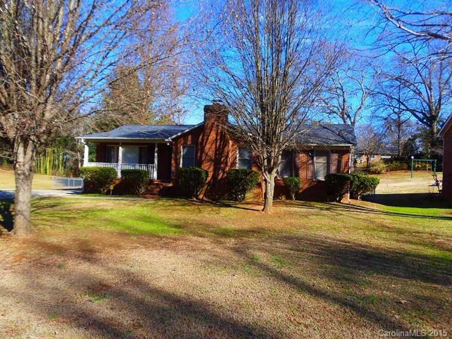 3 bedroom 2 bath brick ranch home. Great room with fireplace. Separate laundry room. Vaulted ceiling in Master Bedroom. Large fenced in yard. Deck at rear of home. Close to highway and shopping.