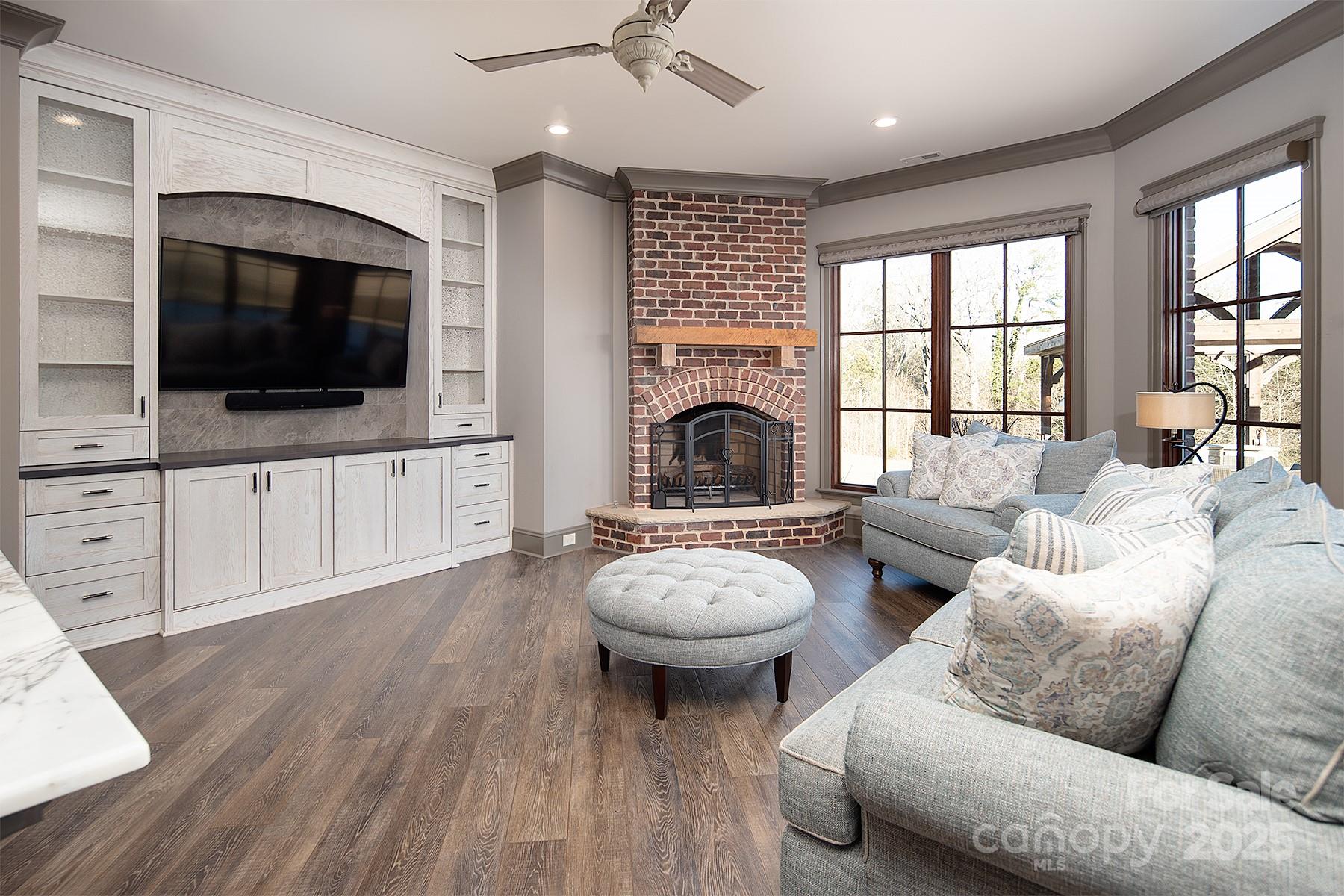 3200 Beaty Road