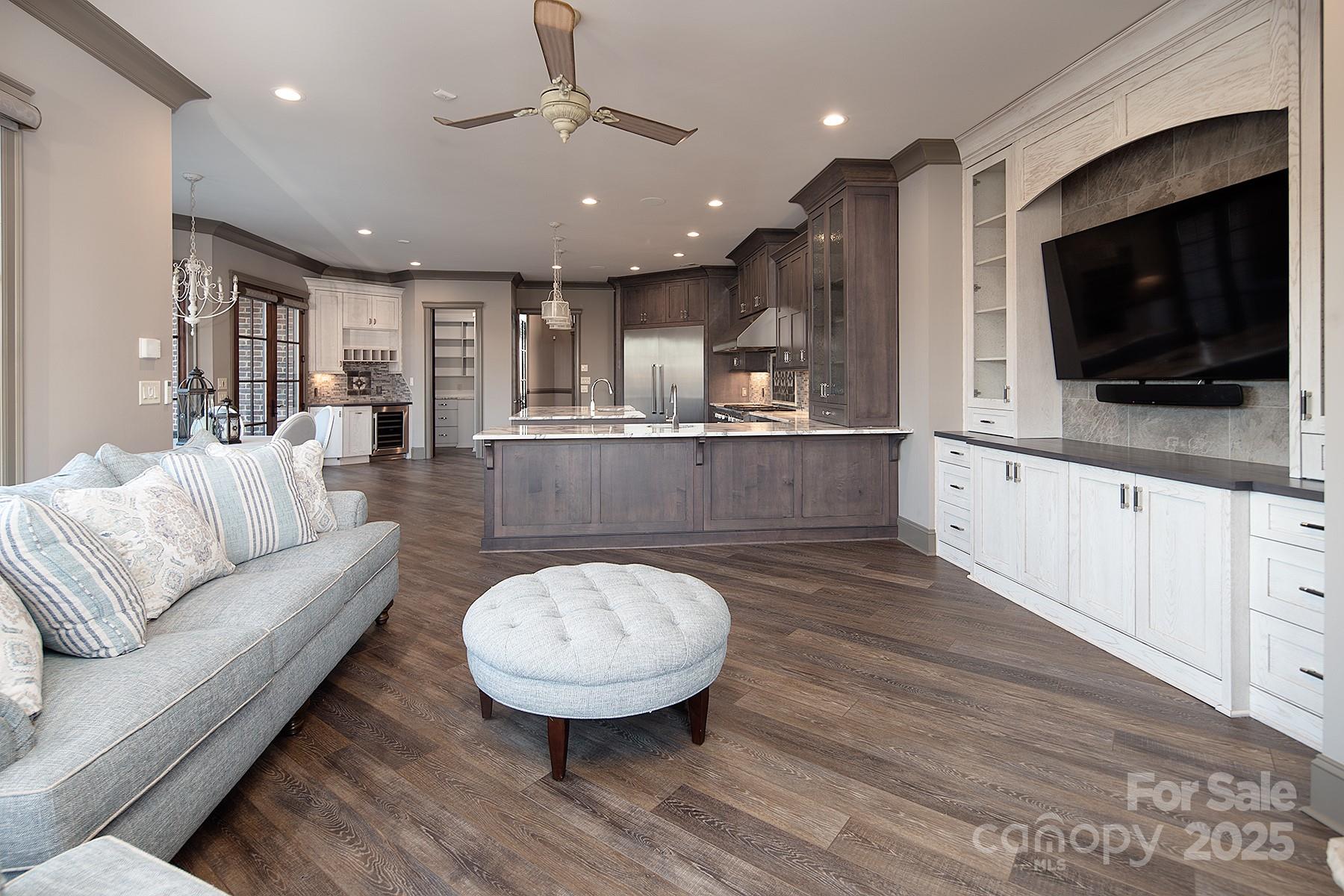 3200 Beaty Road