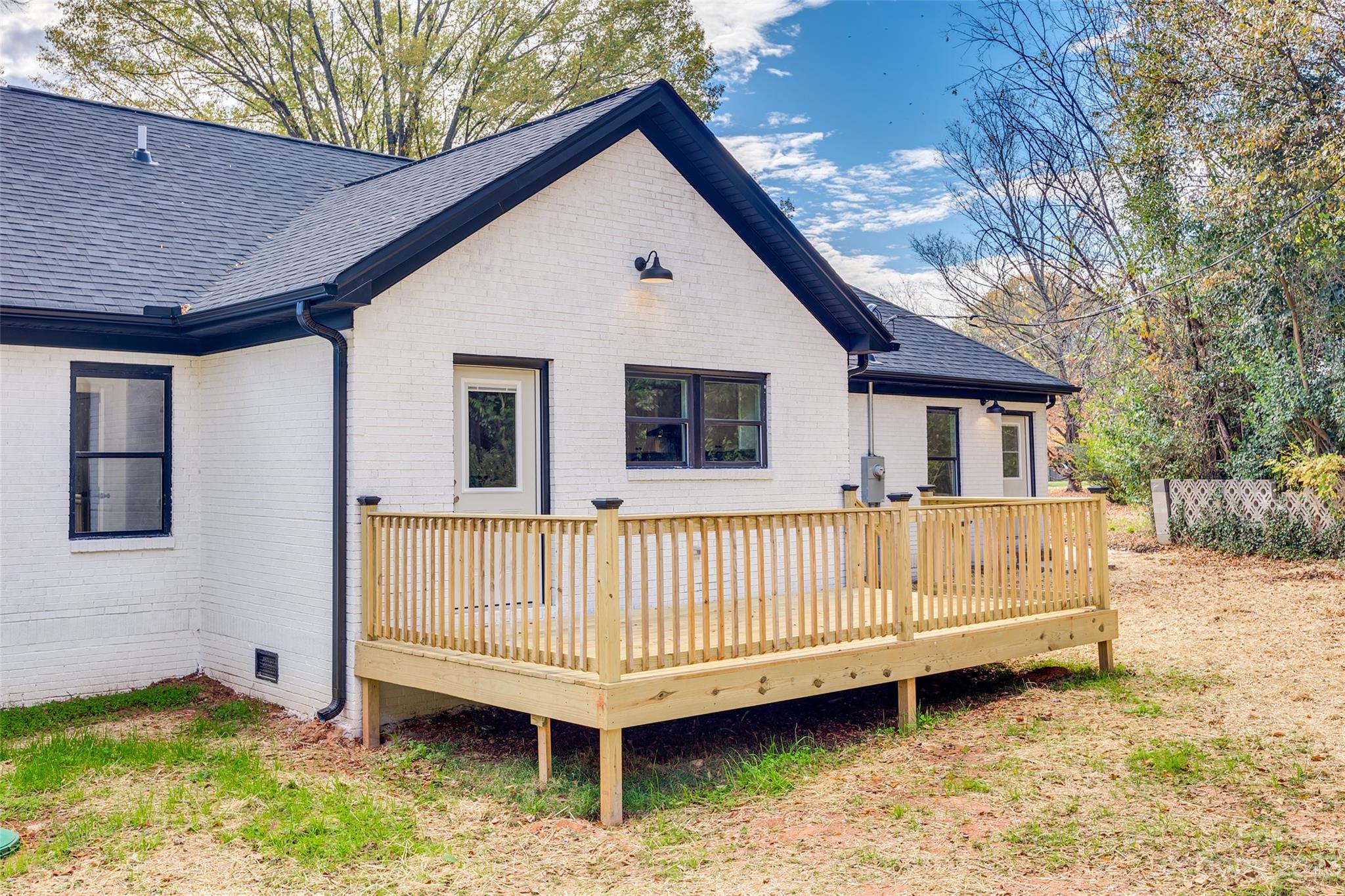 Sharonwood Acres - Residential