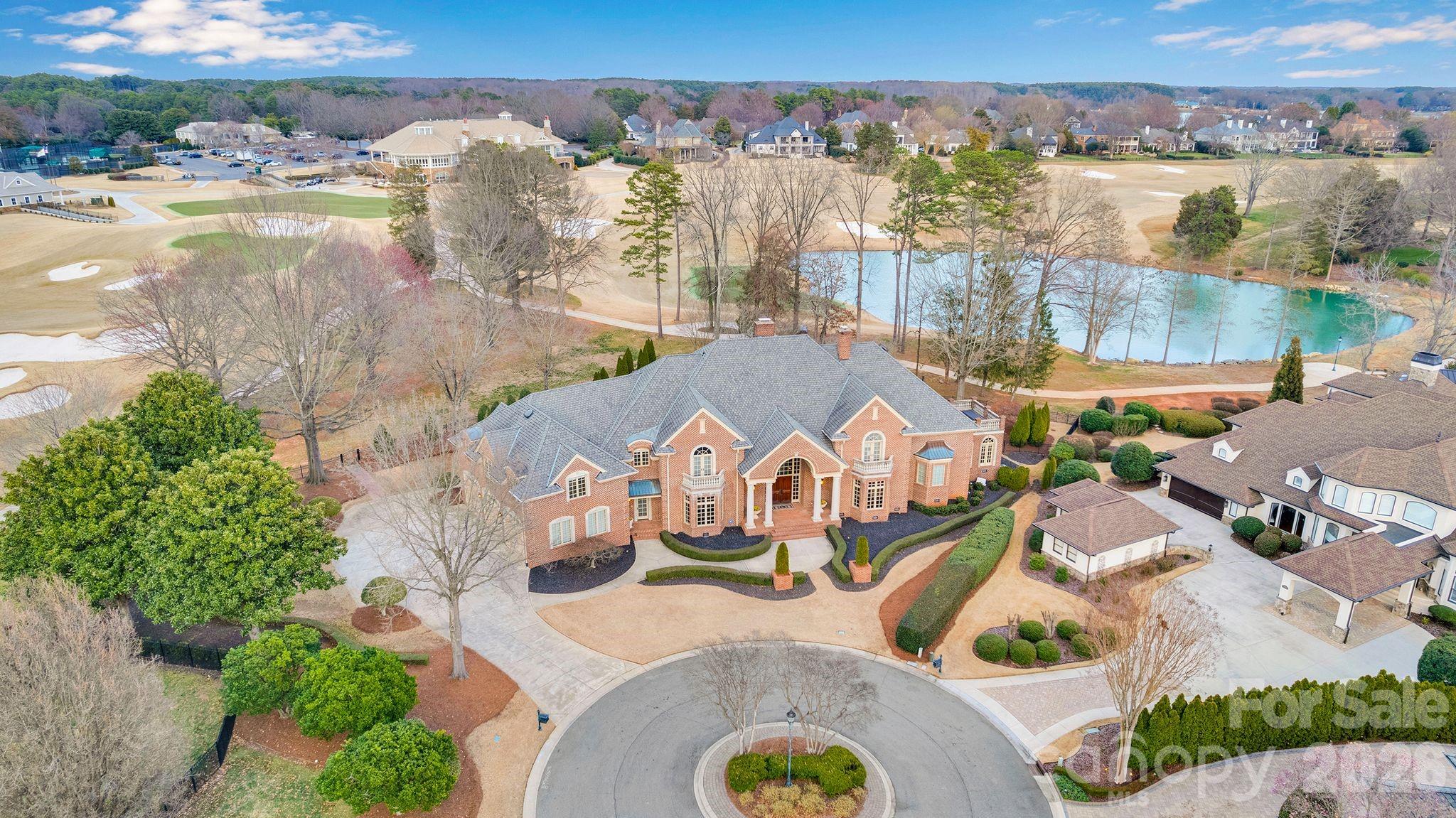 The Peninsula - Residential