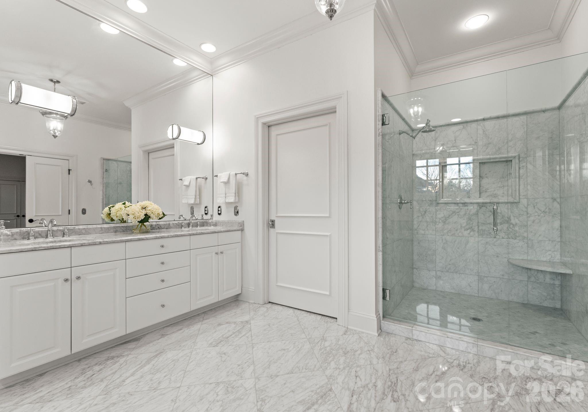 The Peninsula - Residential