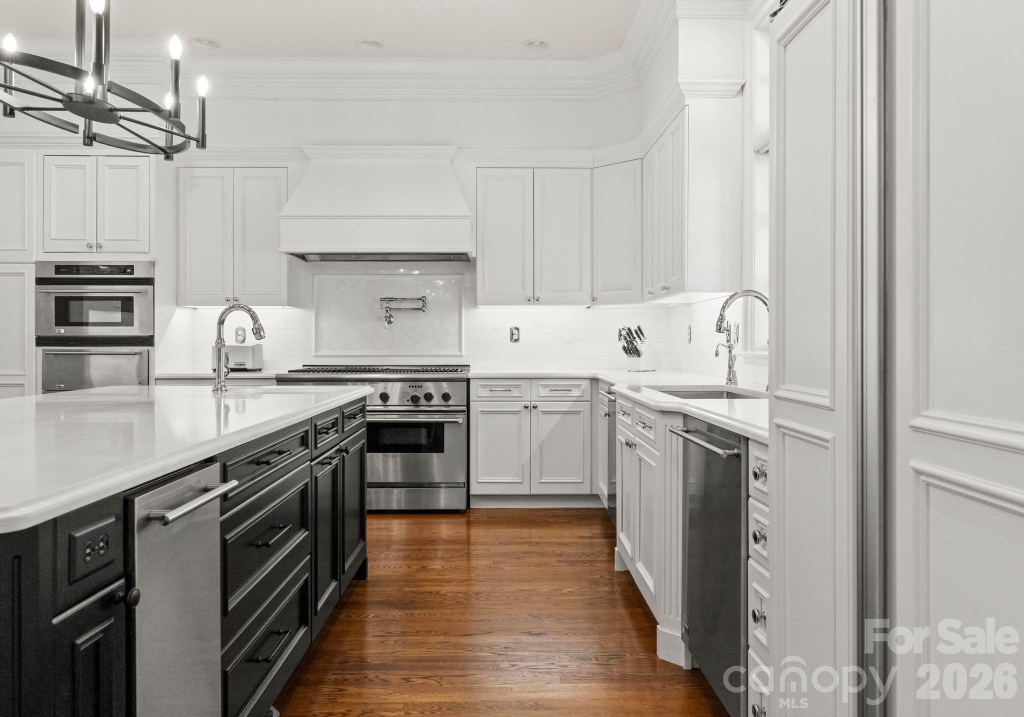 The Peninsula - Residential