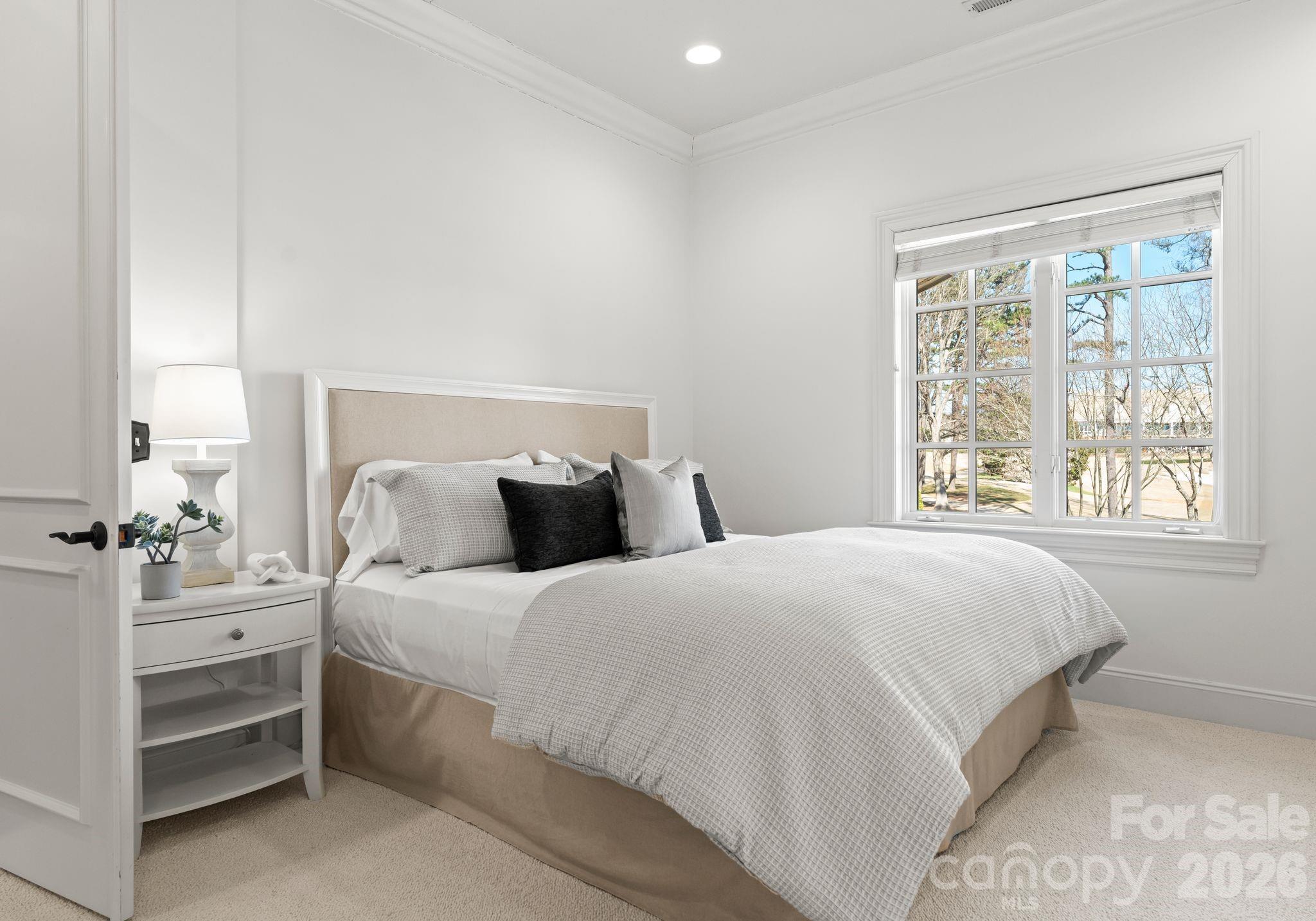 The Peninsula - Residential